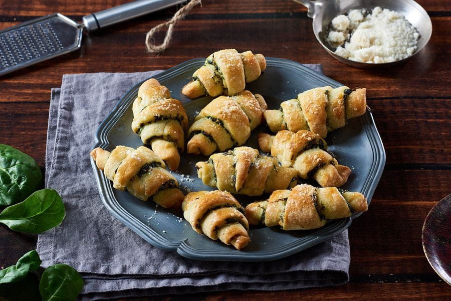 recipe image Rožky plnené špenátom a syrom feta