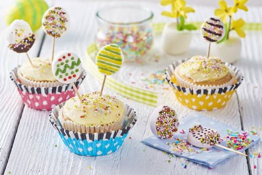 recipe image Veľkonočný cupcake s lízankami